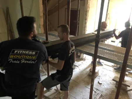 Pose d'IPN et de linteaux, chantier 11, BTP Concept