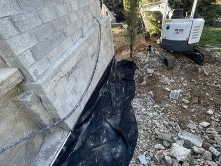 Chaînages, drainage et finitions, chantier 19, réalisation antérieure du dirigeant