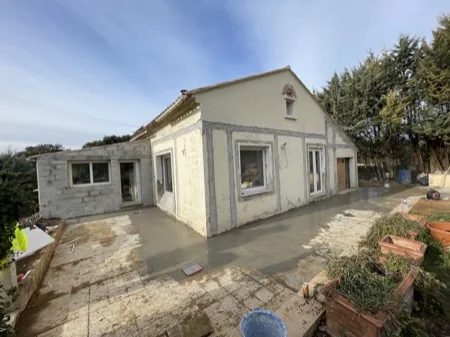 Chaînages, drainage et finitions, chantier 37, réalisation antérieure du dirigeant